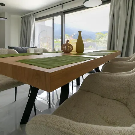 Breeze Concept Villa